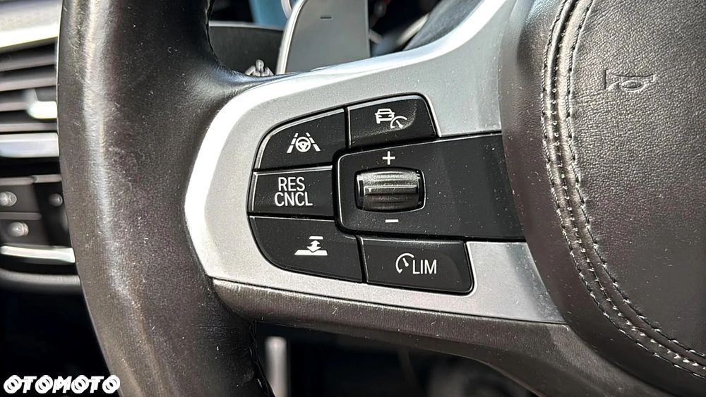 BMW Seria 5 530e iPerformance GPF M Sport sport - 15