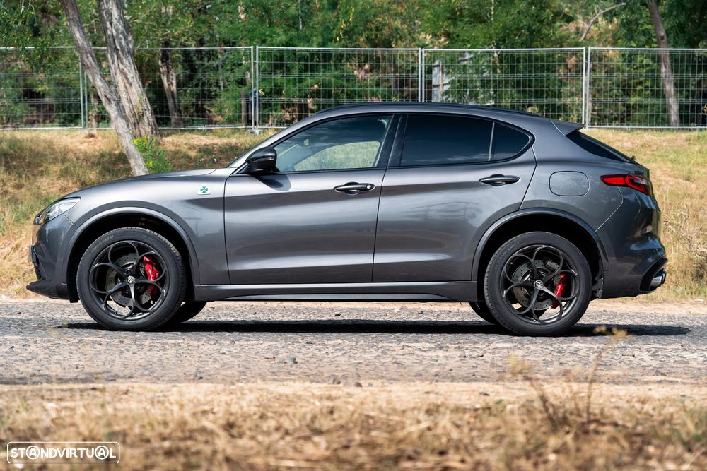 Alfa Romeo Stelvio V6 2.9 Bi-Turbo AT8-Q4 Quadrifoglio - 10