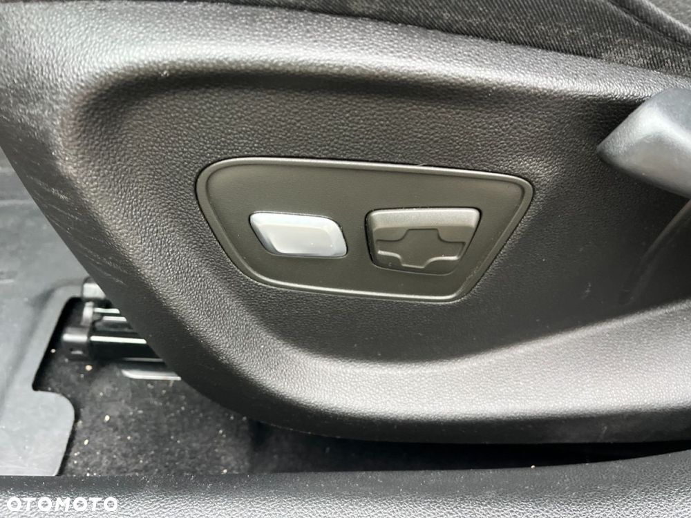 Renault Talisman BLUE dCi 160 EDC LIMITED - 18