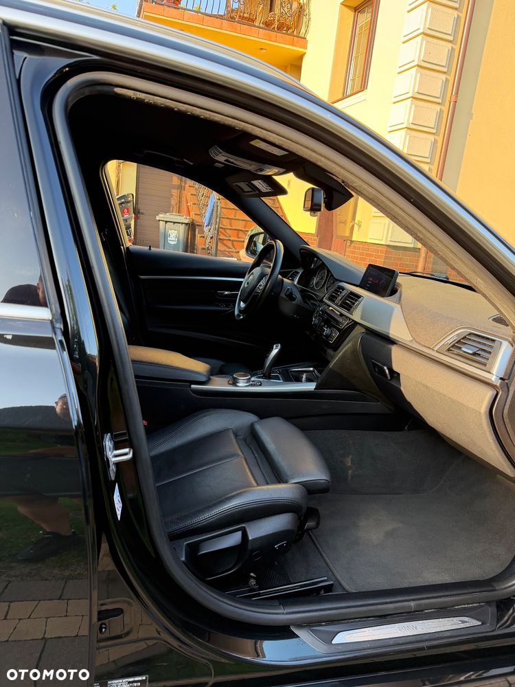 BMW Seria 3 320d Efficient Dynamics Edition Sport Line - 29