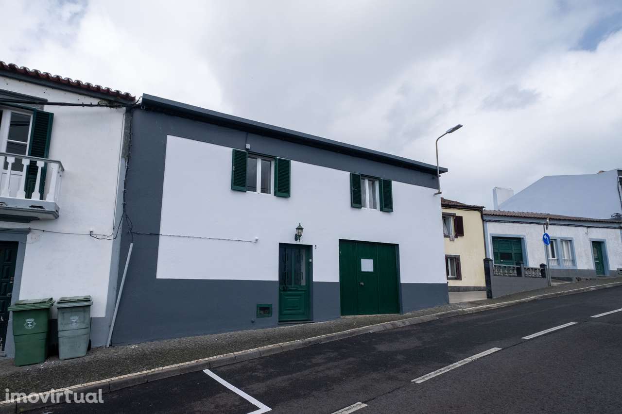 Moradia T3 localizada em Santa Cruz - Grande imagem: 5/9