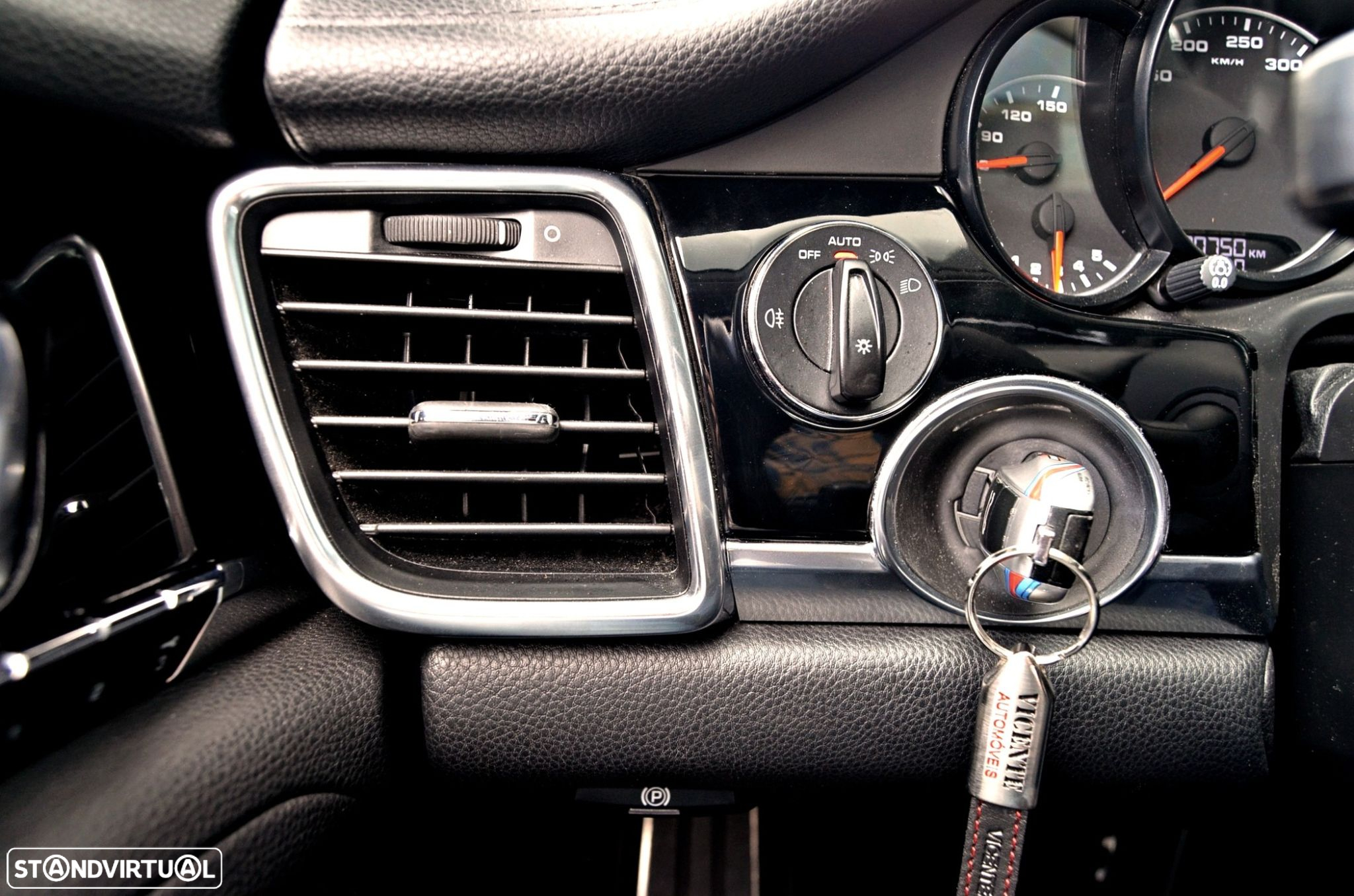 Porsche Panamera Platinum Edition - 13