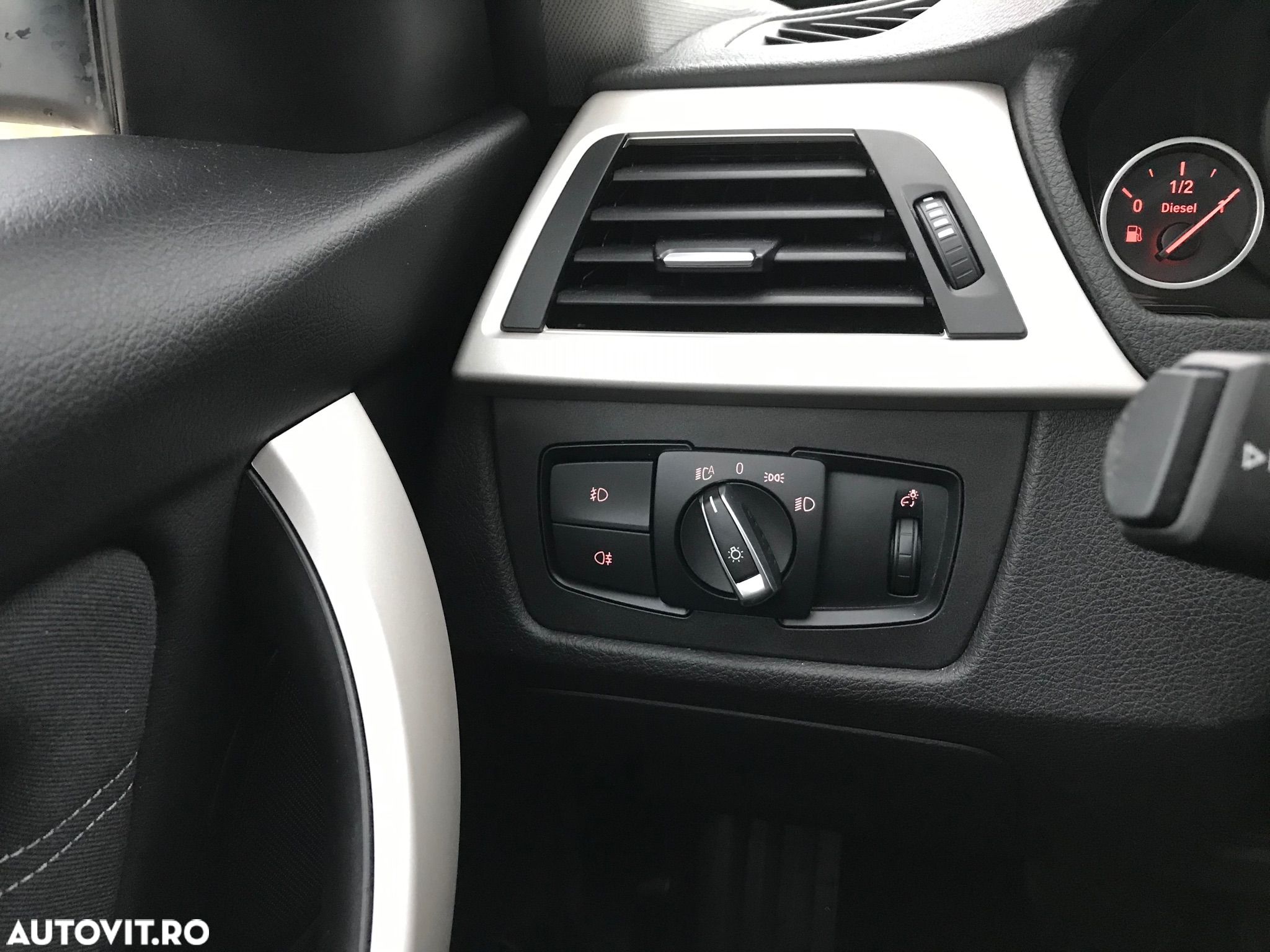 BMW Seria 3 320d Efficient Dynamic Edition Aut. - 16
