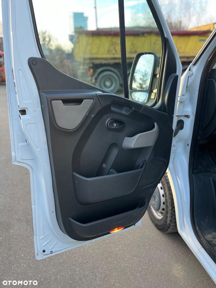 Renault Master - 11