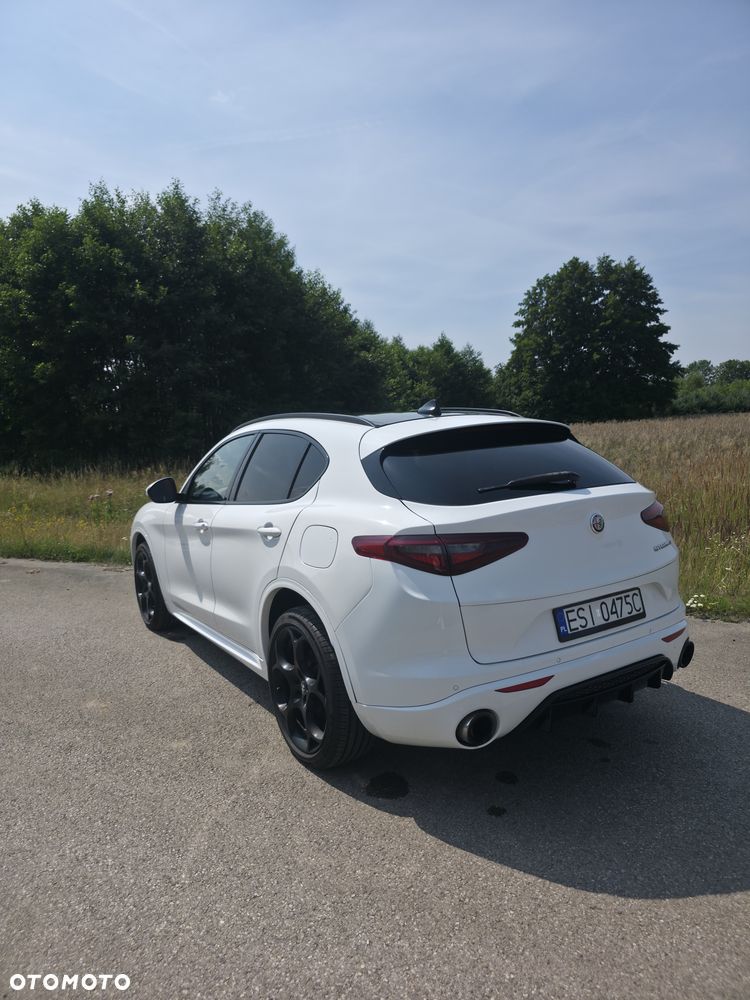 Alfa Romeo Stelvio - 5