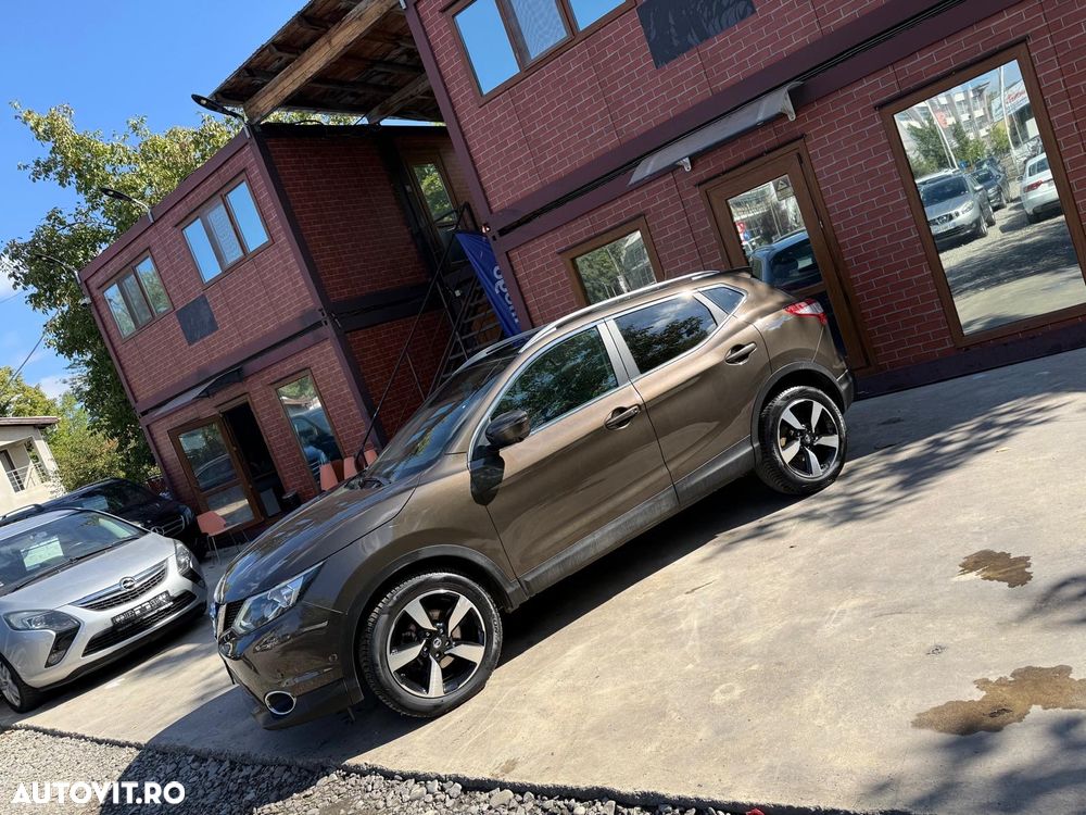 Nissan Qashqai 1.6 DCI TEKNA+ - 26