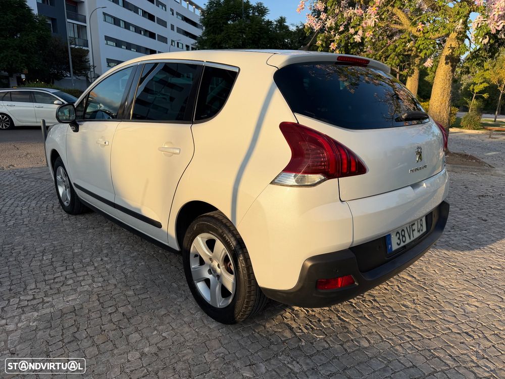 Peugeot 3008 1.6 e-HDi SE Style 2-Tronic 110g - 6