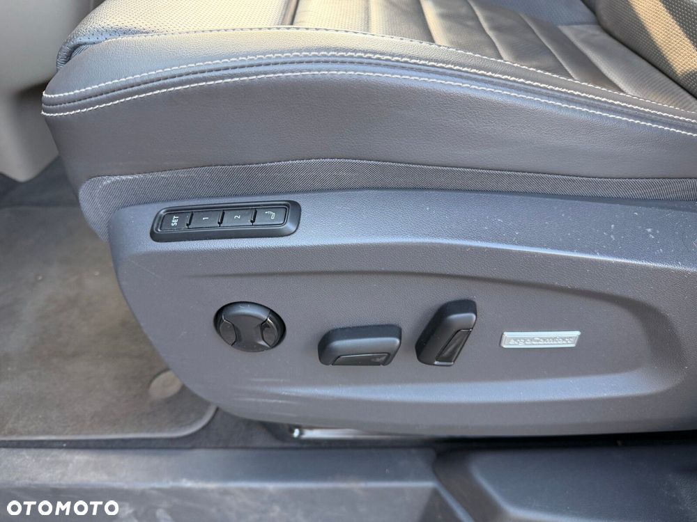 Volkswagen Multivan 2.0 TSI L2 Life DSG - 34