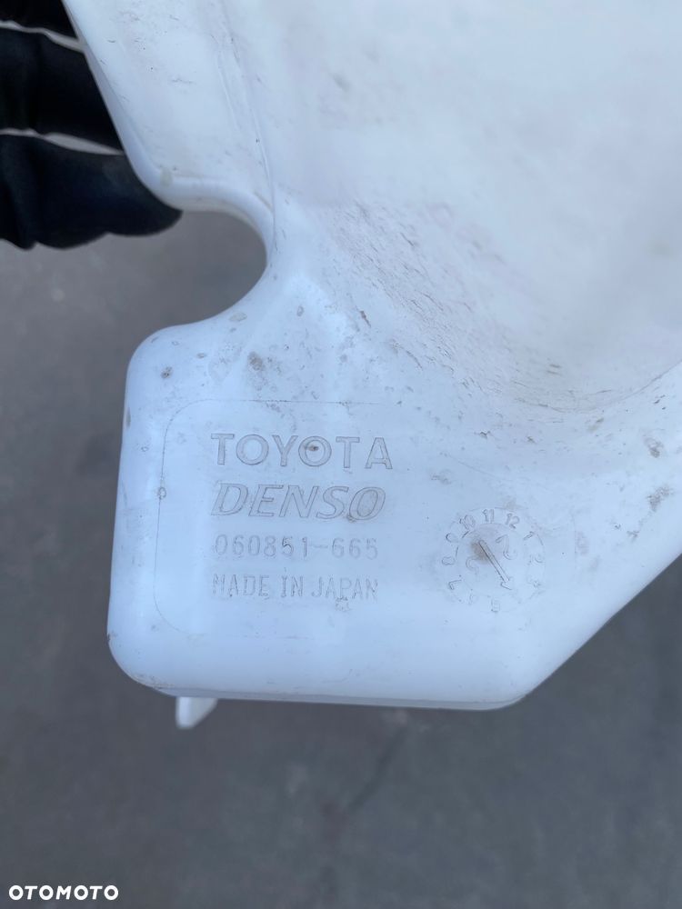 TOYOTA CAMRY RAV4 5 V XA50 18-  ŁADNY CZYSTY ! ORYGINALNY ZBIORNICZEK ZBIORNIK OD PŁYNU DO SPRYSKIWACZY  060851-665   060851665 RAV 4 RAV-4 CA 50 - 6