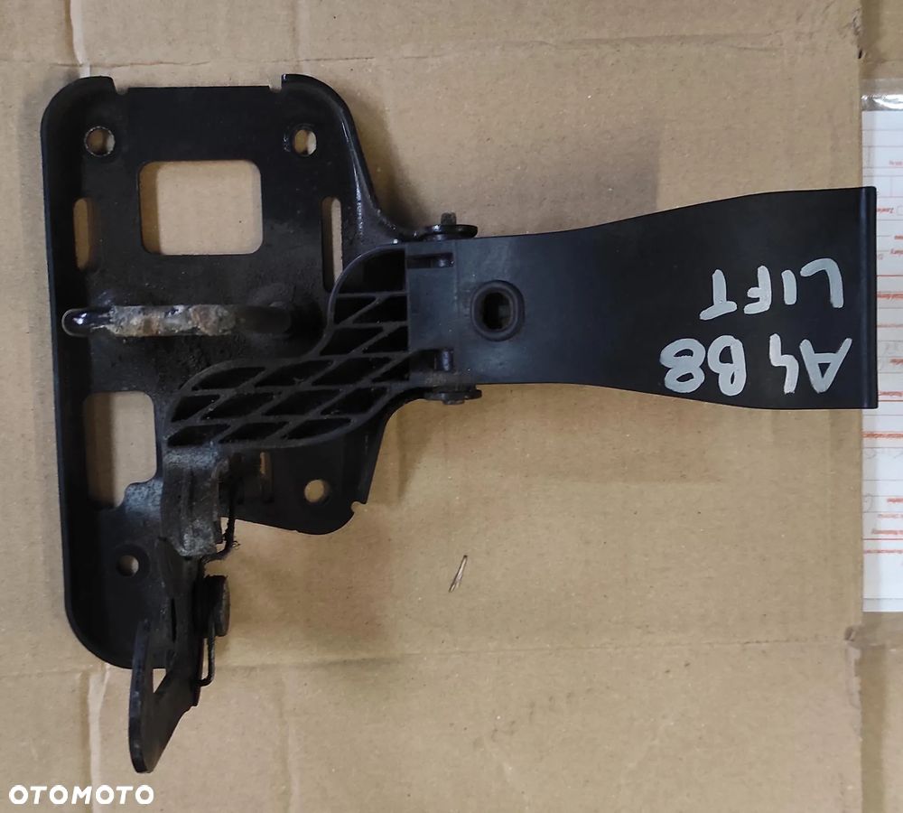 ZAMEK RYGIEL OTWIERANIE MASKI AUDI A4 B8 8T0823480 - 1