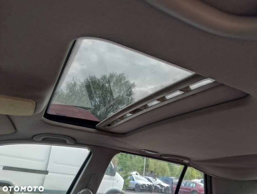 Volkswagen Golf IV (97-06r.) 1.9 TDI 89KM. Silnik ALH Skrzynia DQY lakier LC9Z / Z4.Cały na części. GWARANCJA !!! Przód Tył Zestaw Komplet Drzwi Klapa Zderzak Błotnik Maska Grill Atrapa Szyba Pas Lampa Lusterko Boczki Fotel Kanapa Kokpit Deska Rozdzielcza Przełącznik Włącznik Sterownik Przewody Wiązka Instalacja Moduł Komputer Czujnik Listwa Pompa Alternator Wtryski Głowica Rozrusznik Kompresor Sprzęgło Dwumas Silnik Skrzynia ABS Klimatyzacji Paliwa Wspomagania Kolektor Turbina Przepustnica Zawór Chłodnica Koło Hak Belka Sanki Zawieszenie Mcpherson Półoś Amortyzator Wydech Tłumik Zacisk Most - 7
