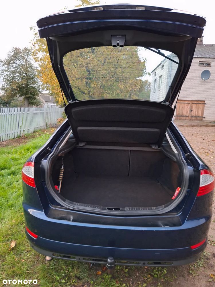 Ford Mondeo - 16