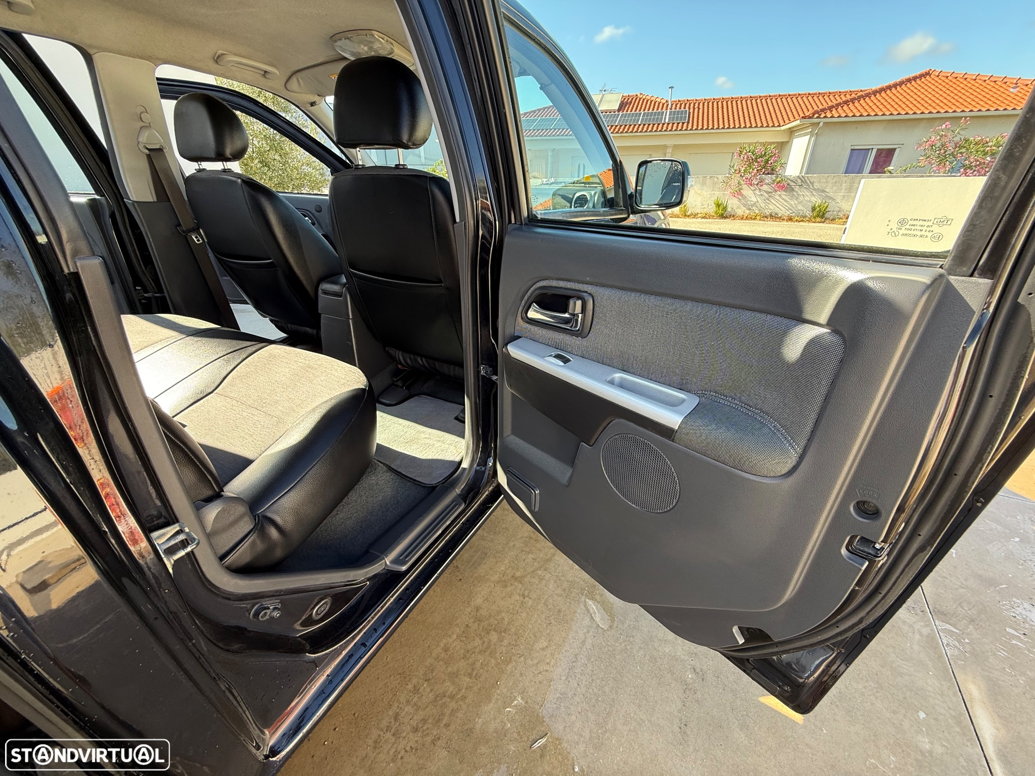 Isuzu D-Max 2.5 DTi CD 4WD LS - 15