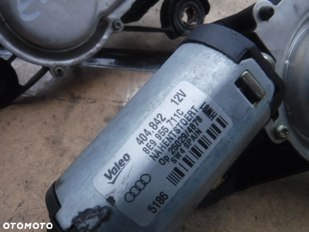 Audi A4 B6 B7 A6 C6 Q7  silniczek wycieraczki tyl 8E9955711A 8E9955711C 8R0955711C 4F9955711B - 7