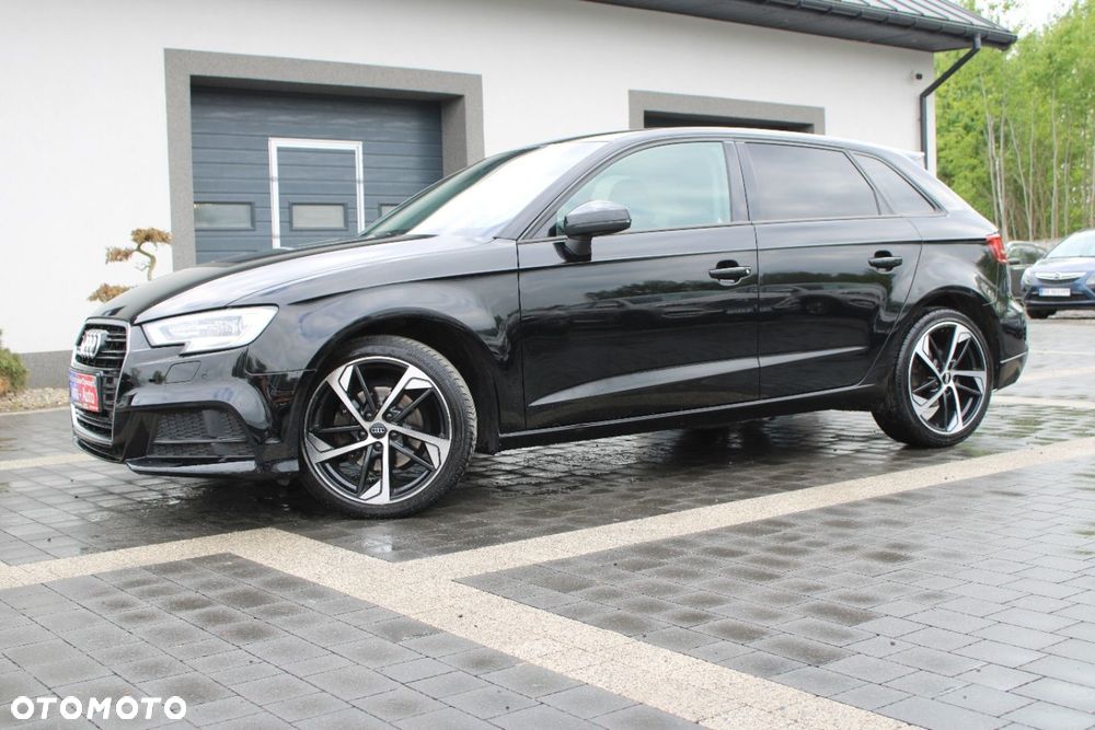 Audi A3 Sportback - 3