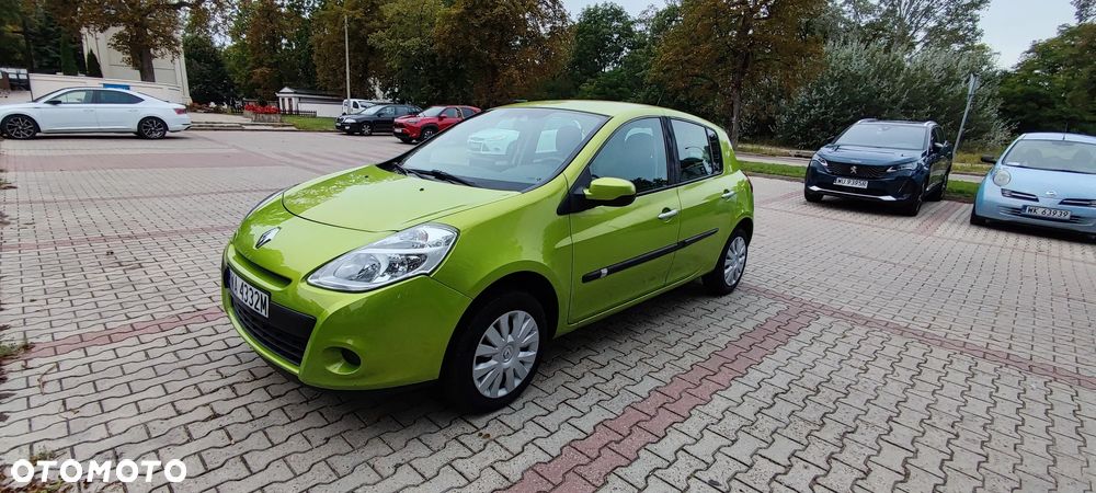 Renault Clio 1.2 16V Authentique - 6