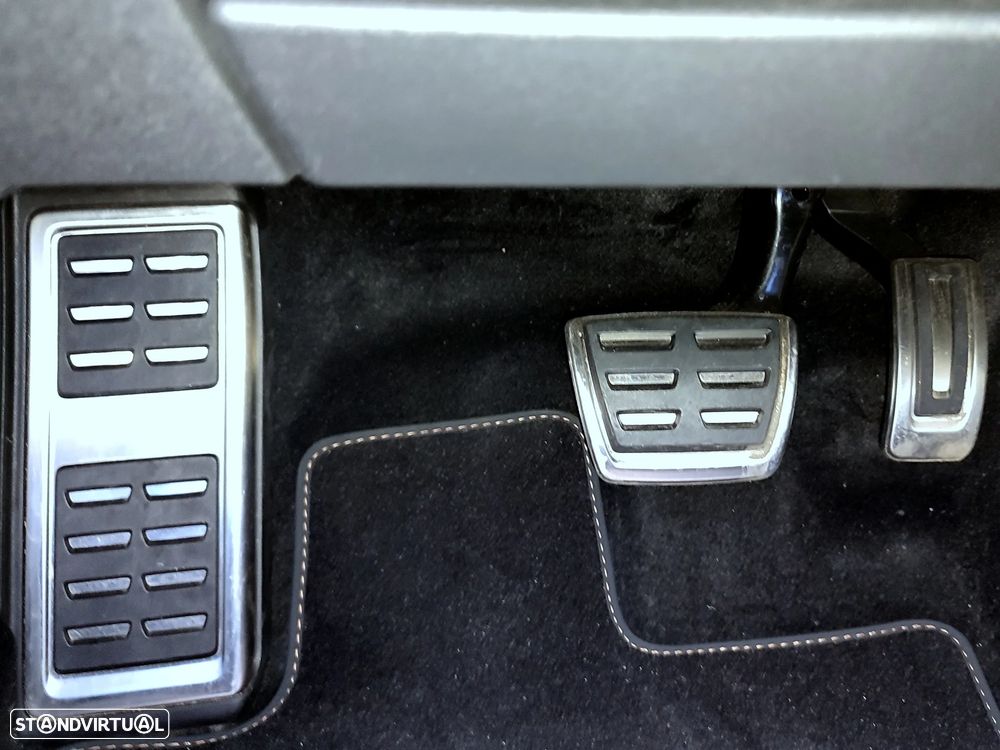 Cupra Formentor 1.5 e-Hybrid DSG - 2