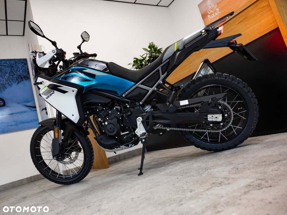 CFMoto MT - 10