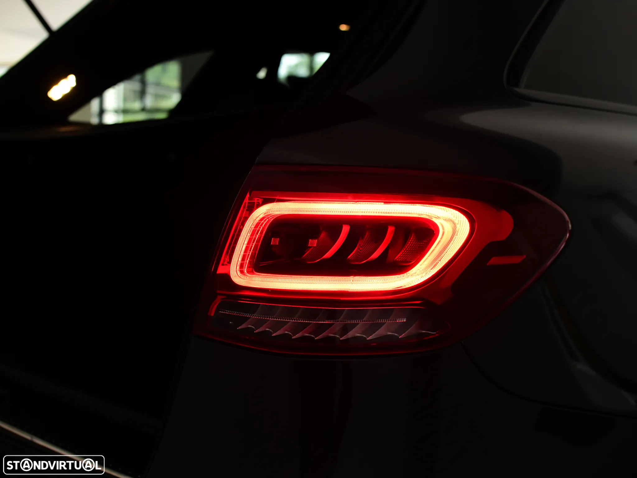 Mercedes-Benz GLC 300 de 4Matic - 21