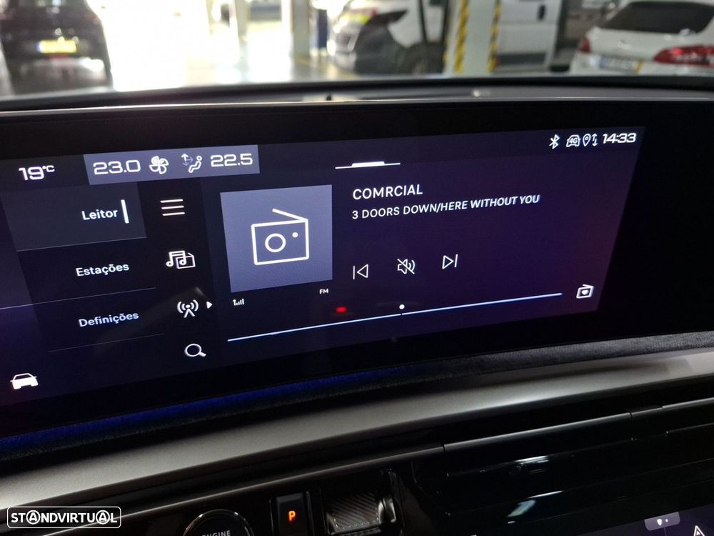 Peugeot E-3008 73 kWh Allure - 11