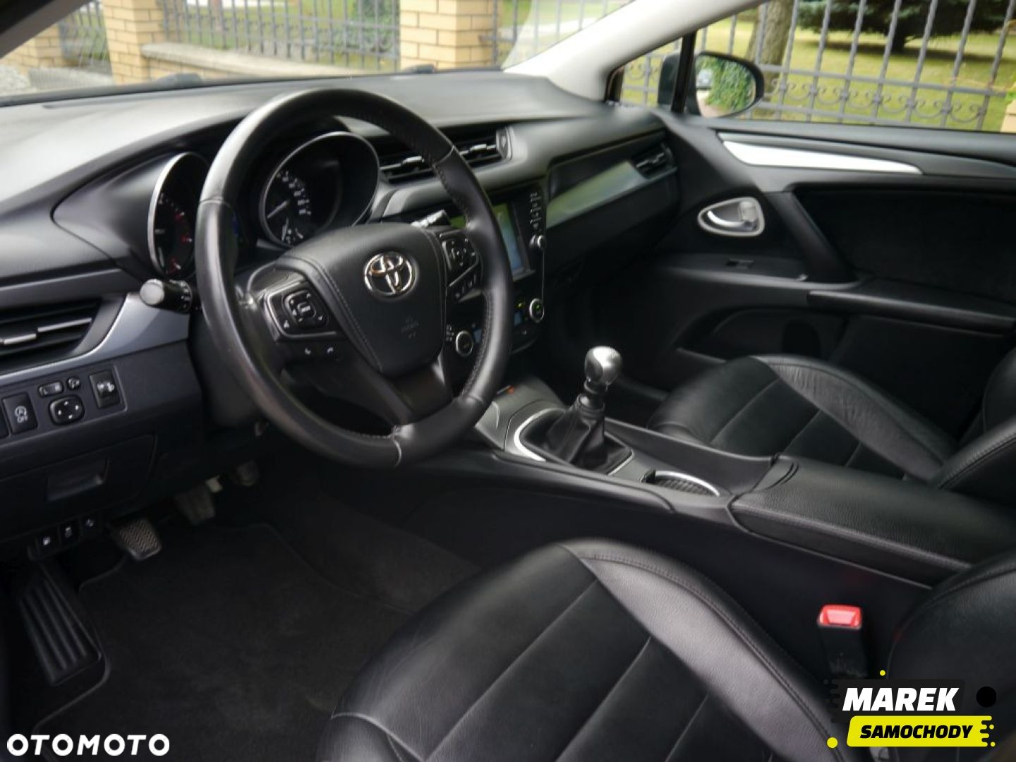 Toyota Avensis - 7