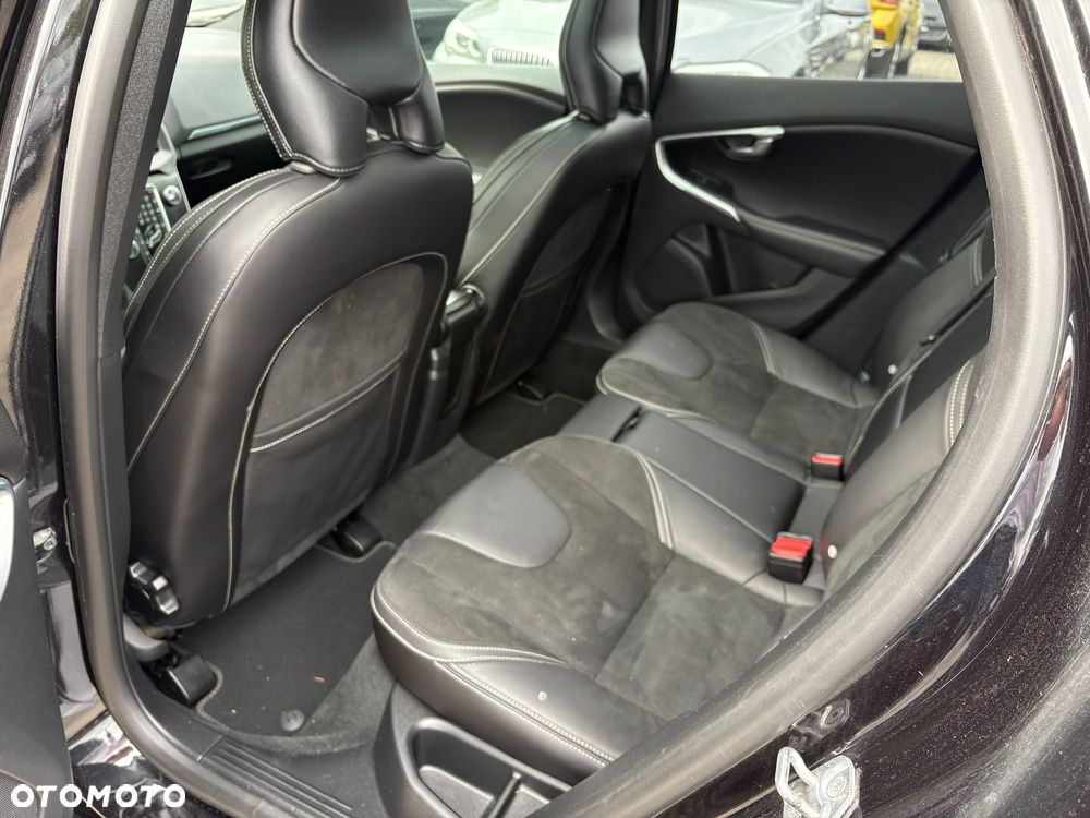 Volvo V40 T3 Geartronic RDesign - 6
