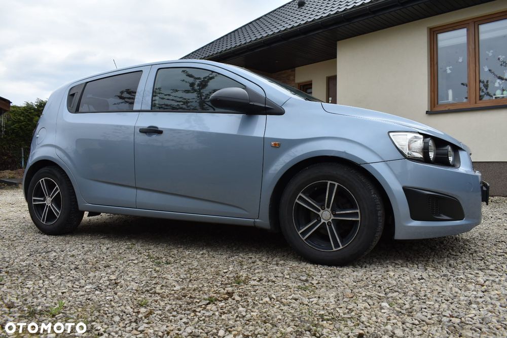 Chevrolet Aveo 1.2 LT+ - 20