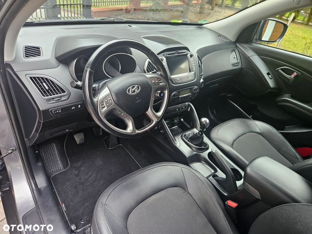 Hyundai ix35 1.6 2WD Fifa World Cup Edition - 20