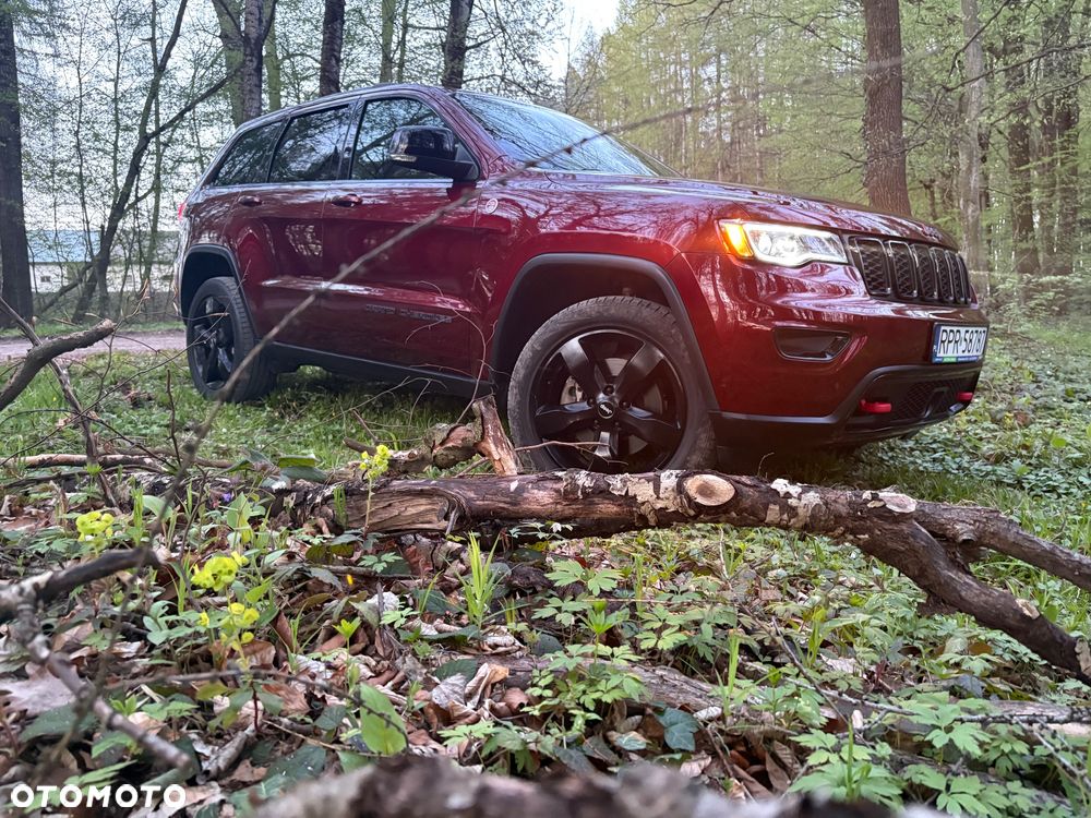 Jeep Grand Cherokee - 9