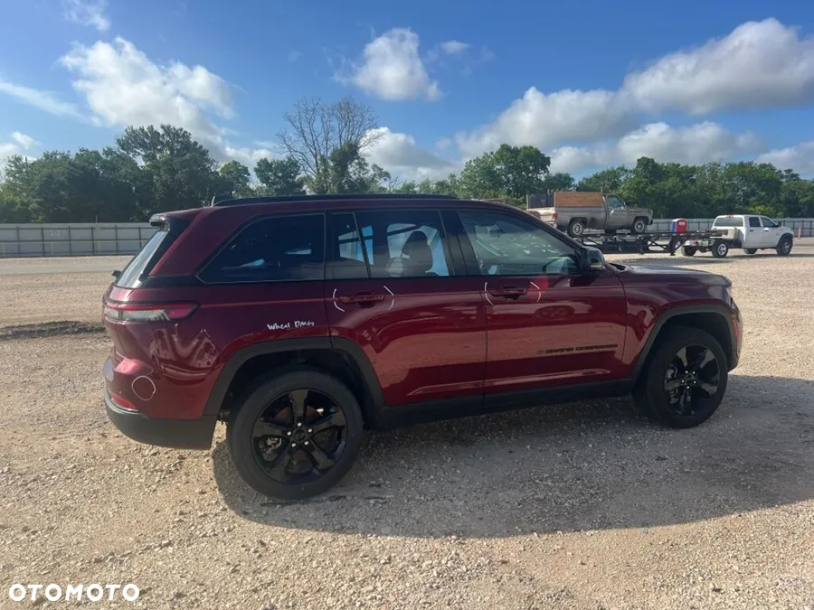 Jeep Grand Cherokee - 2