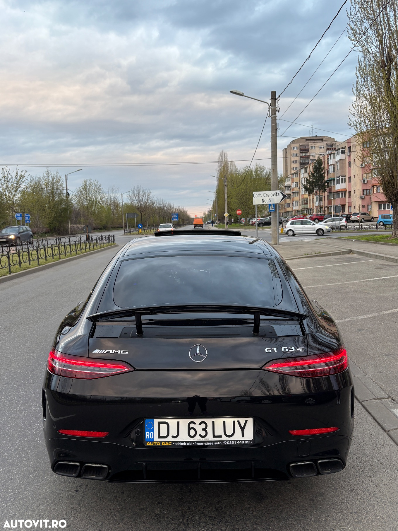 Mercedes-Benz AMG GT-S 63 4MATIC+ - 35
