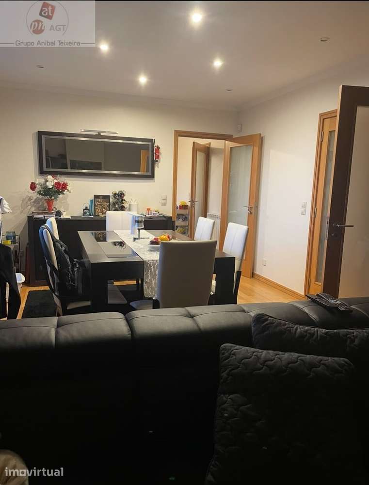 Apartamento T2+1 com 2 suites em Vila Nova de Gaia - Grande imagem: 2/16