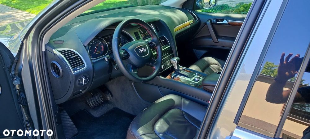 Audi Q7 - 8