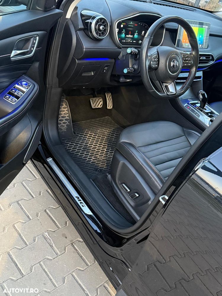 MG EHS 1.5 T-GDi AT PHEV Exclusive - 4