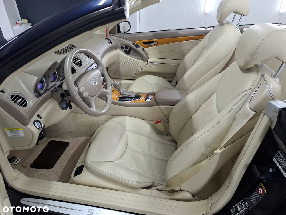 Mercedes-Benz SL - 11