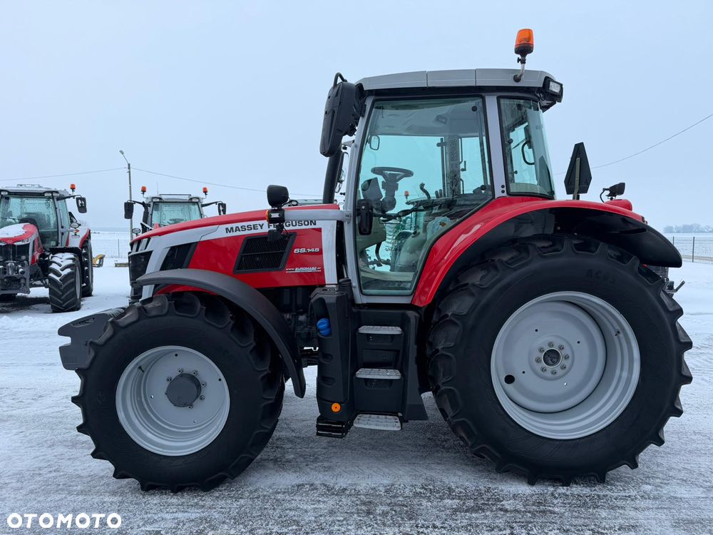 Massey Ferguson 6S.145 Dyna-6 Efficient - 3