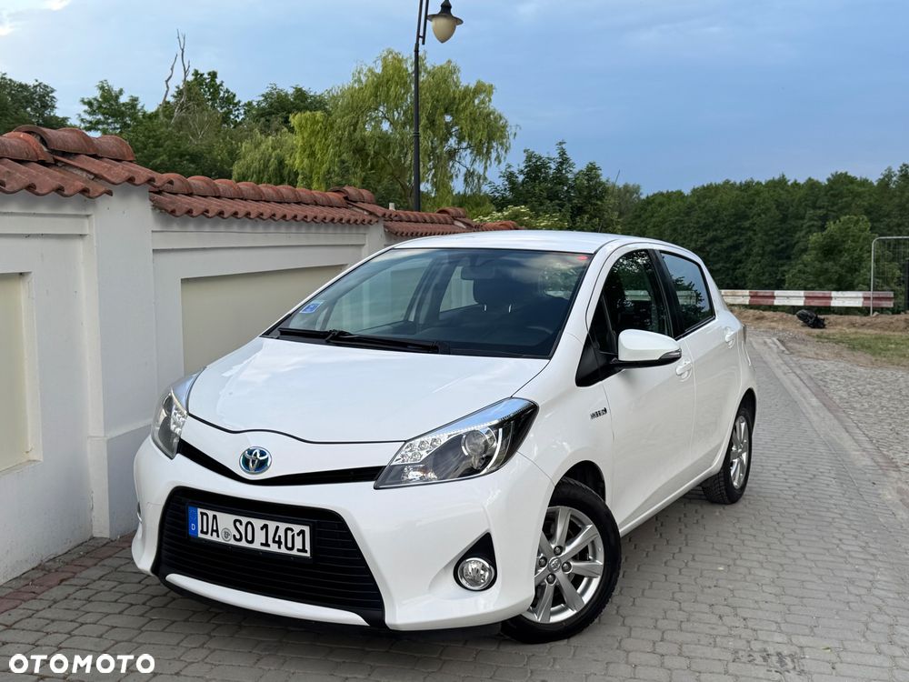 Toyota Yaris - 4