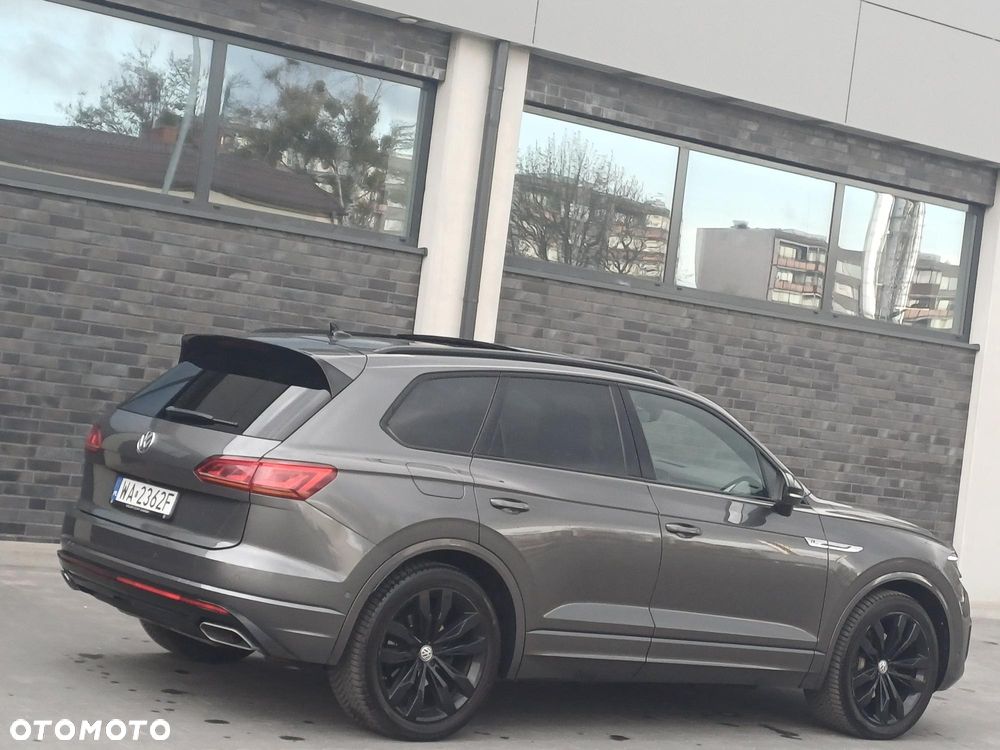 Volkswagen Touareg 3.0 V6 TDI SCR 4Mot R-Line - 4