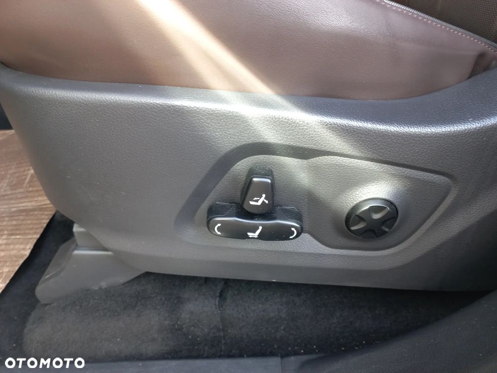 SsangYong/KGM Rexton 2.2 D Sapphire 4WD - 36