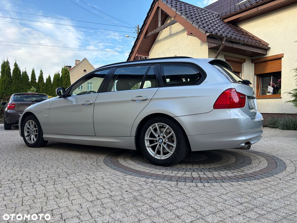BMW Seria 3 318d DPF Edition Lifestyle - 6