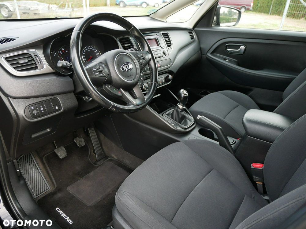 Kia Carens 1.7 CRDi L - 4