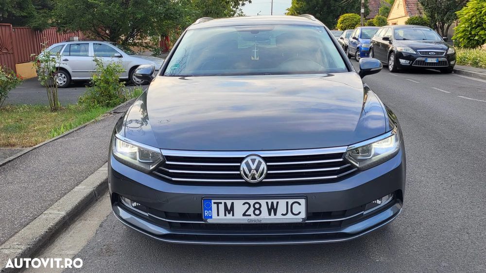 Volkswagen Passat - 2