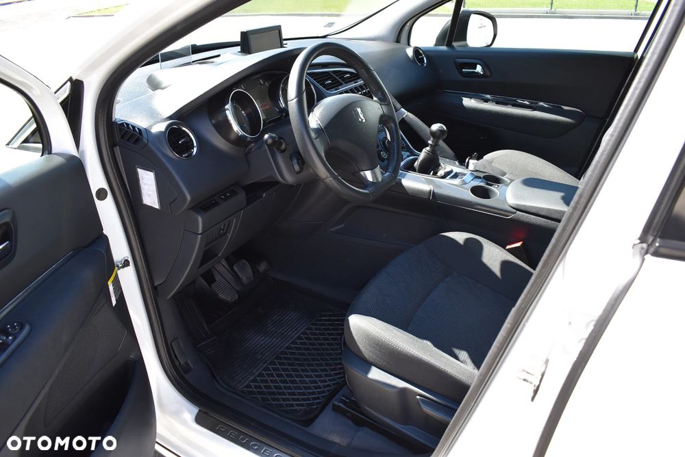 Peugeot 3008 2.0 HDi Allure - 13