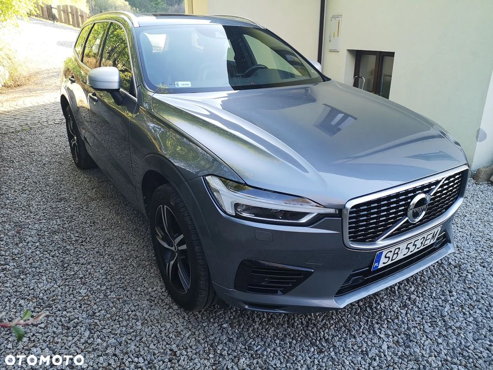 Volvo XC 60 T8 AWD Plug-In Hybrid R-Design - 2