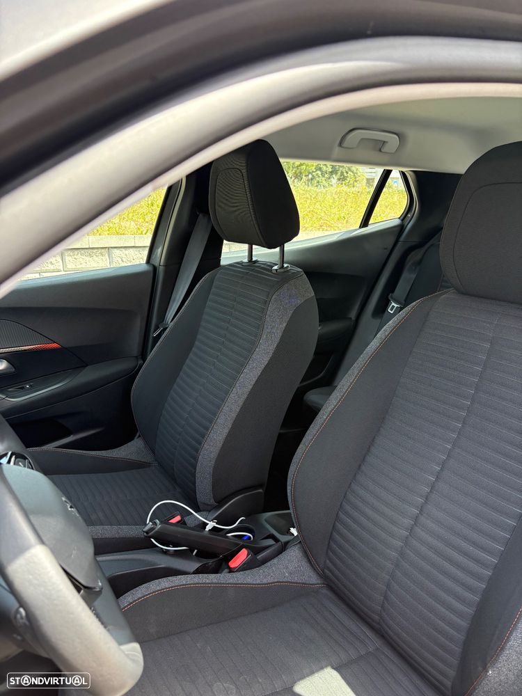 Peugeot 2008 1.2 PureTech Active - 7