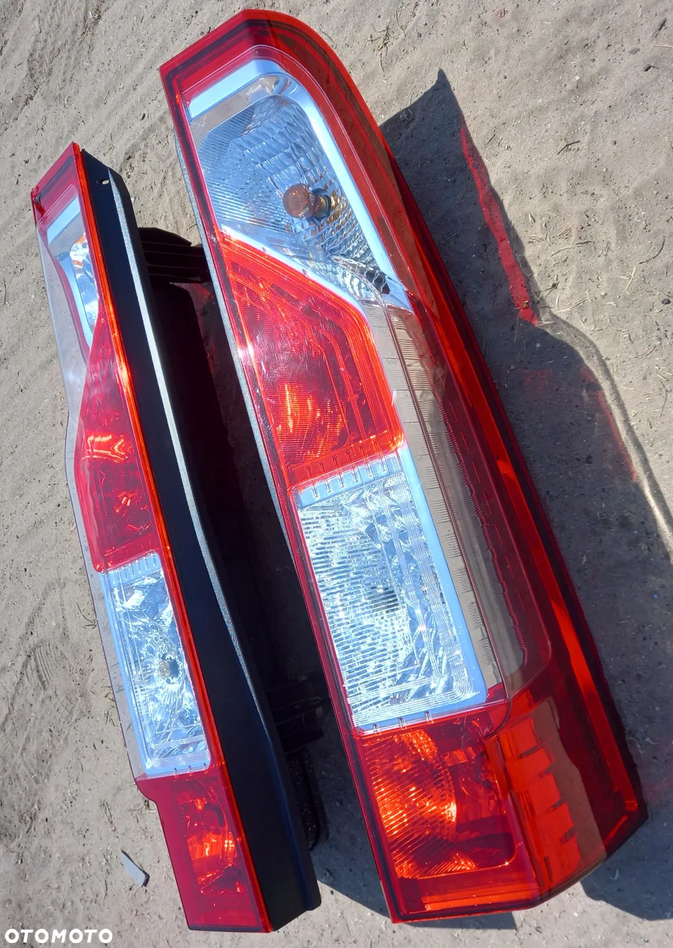 Oryginalna Lampa Tył Tylna Prawa Lewa Renault Master III 3 IV 4 2010-2024 - 1