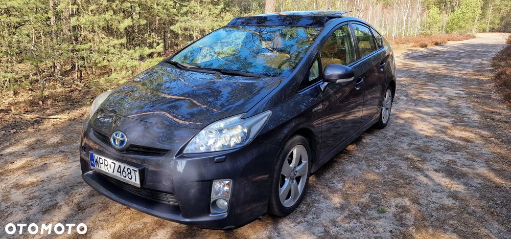Toyota Prius - 12