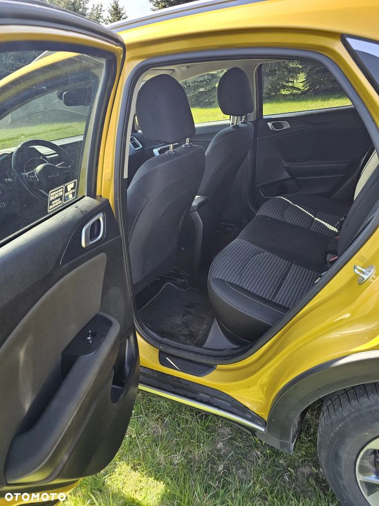 Kia XCeed 1.5 T-GDI M - 14