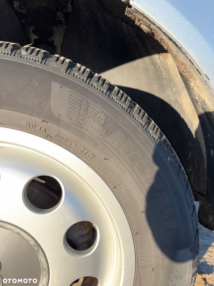 Audi A3 3-drzwiowe 1.6 Attraction - 14