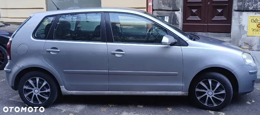Volkswagen Polo - 4